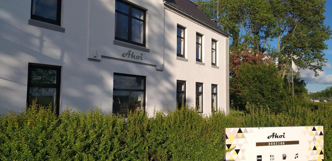 Ahoi Bed and Breakfast Wesselburenerkoog Exteriör bild